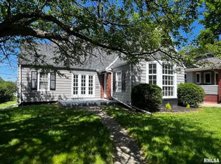 3203 N BILTMORE Avenue, Peoria, IL 61604