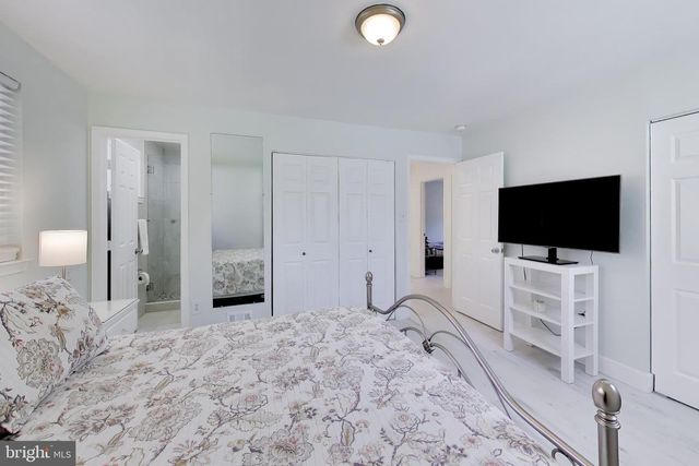 5510 EASTBOURNE DR, Springfield, VA 22151