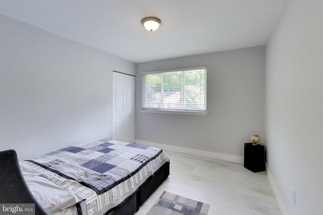5510 EASTBOURNE DR, Springfield, VA 22151