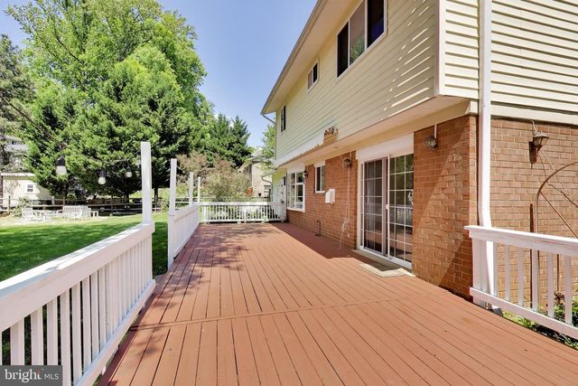 5510 EASTBOURNE DR, Springfield, VA 22151