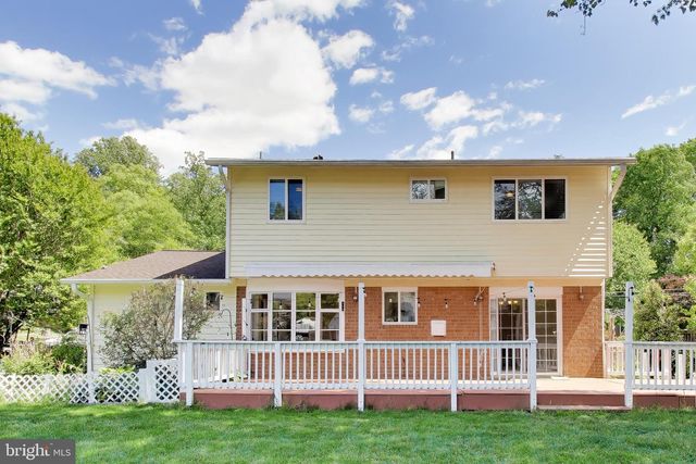 5510 EASTBOURNE DR, Springfield, VA 22151