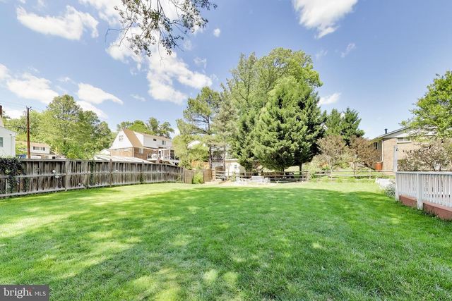 5510 EASTBOURNE DR, Springfield, VA 22151