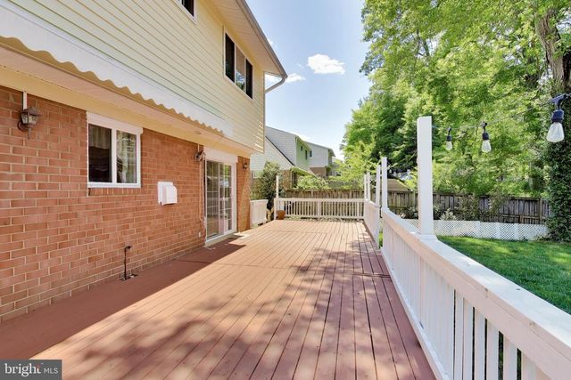 5510 EASTBOURNE DR, Springfield, VA 22151