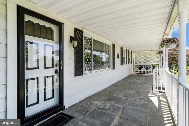 8409 WOODWARD ST, Savage, MD 20763