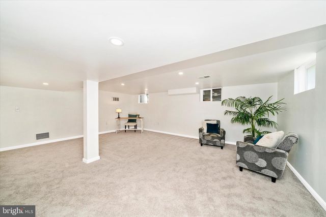 8409 WOODWARD ST, Savage, MD 20763