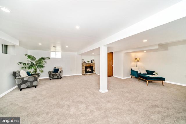 8409 WOODWARD ST, Savage, MD 20763
