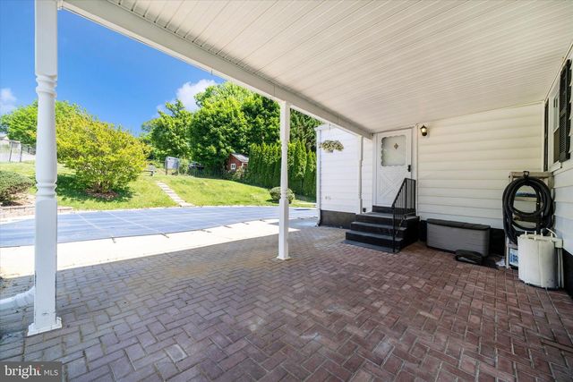 8409 WOODWARD ST, Savage, MD 20763