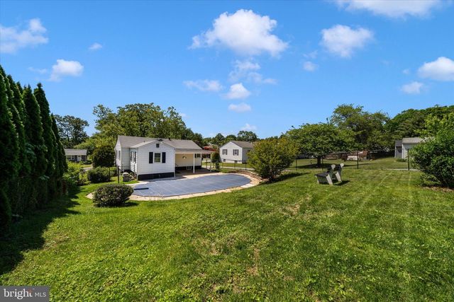 8409 WOODWARD ST, Savage, MD 20763