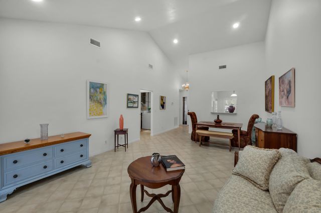 10980 Lake Front Place, Boca Raton, FL 33498