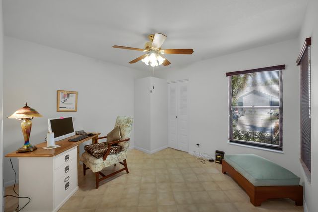 10980 Lake Front Place, Boca Raton, FL 33498