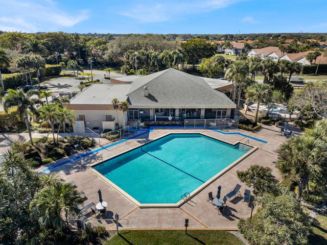 10980 Lake Front Place, Boca Raton, FL 33498