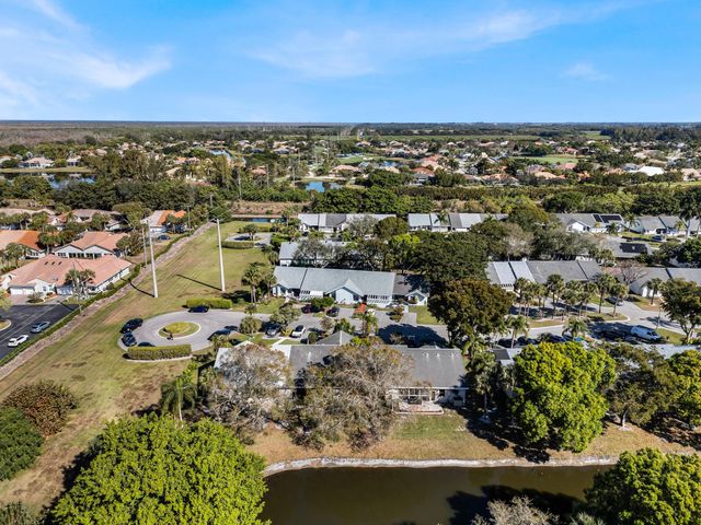 10980 Lake Front Place, Boca Raton, FL 33498