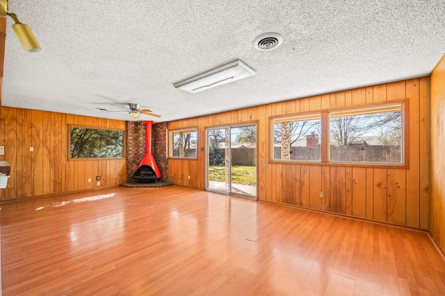 3423 56th Street, Lubbock, TX 79413