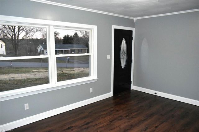 258 Badgett Avenue, Mount Airy, NC 27030