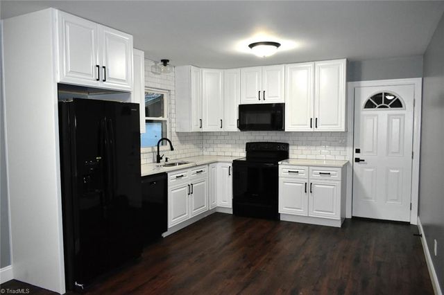 258 Badgett Avenue, Mount Airy, NC 27030