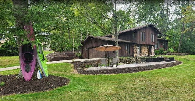 7723 W Lake Boulevard, Kent, OH 44240