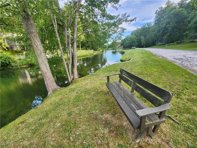 7723 W Lake Boulevard, Kent, OH 44240