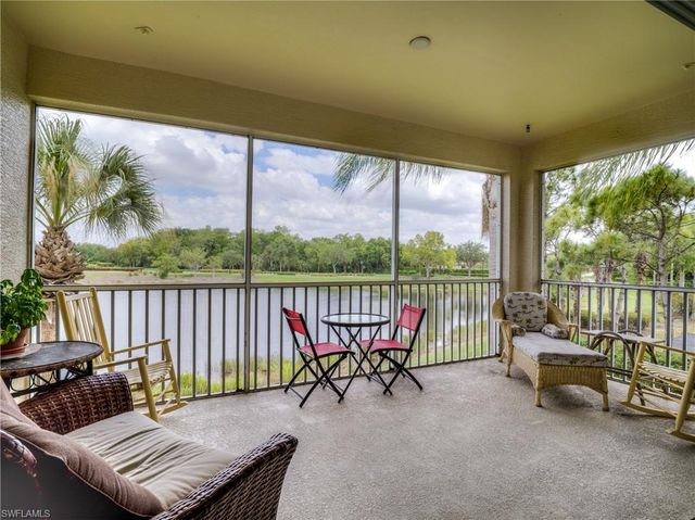 3120 Meandering WAY 202, Fort Myers, FL 33905