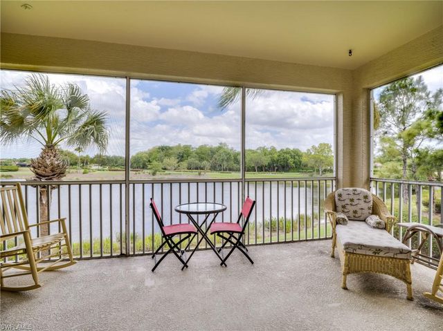 3120 Meandering WAY 202, Fort Myers, FL 33905