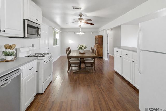 11425 Tannis Rd, St Amant, LA 70774