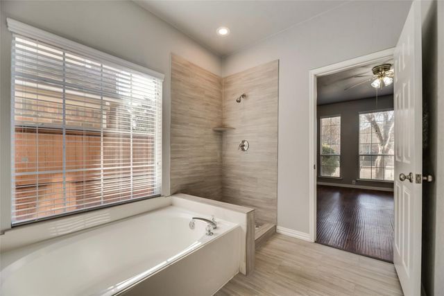 216 Touchdown Drive, Irving, TX 75063