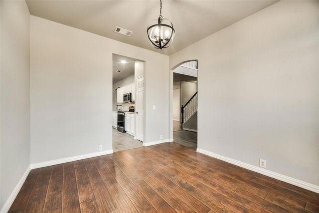 216 Touchdown Drive, Irving, TX 75063