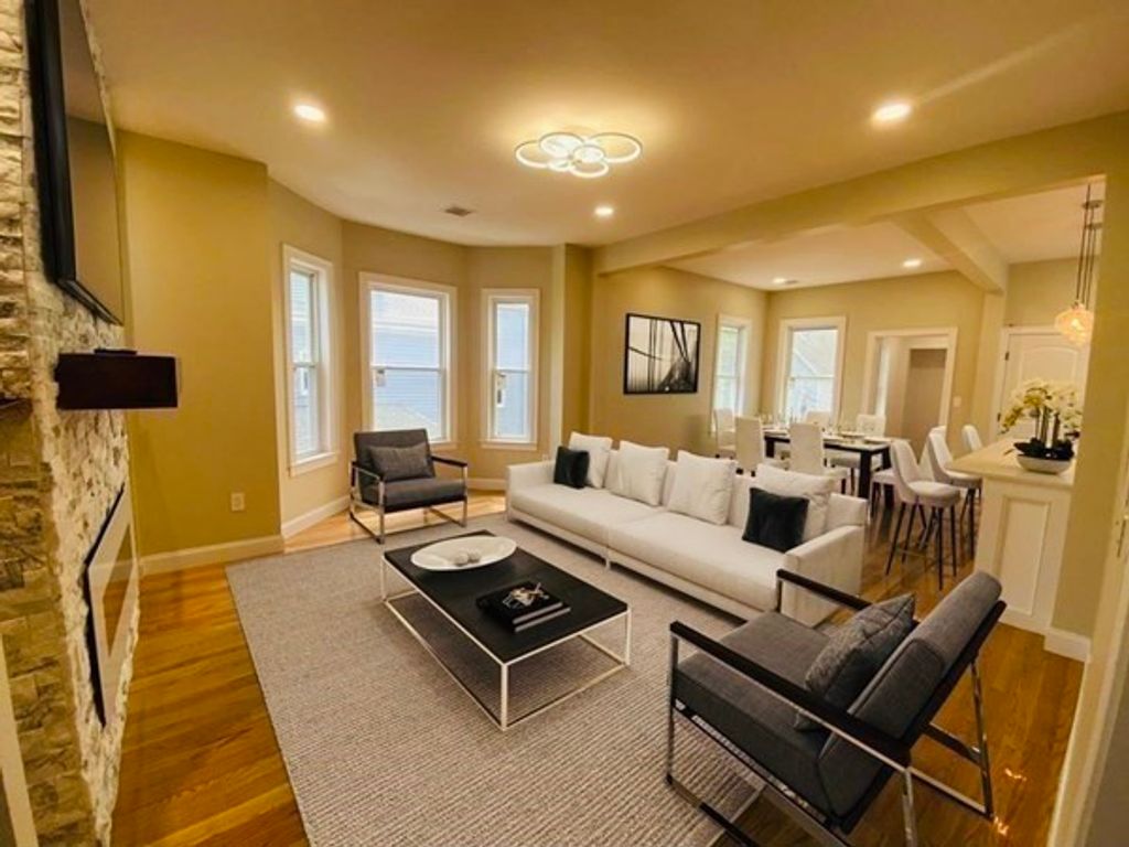 85 Millet St 85, Boston, MA 02124