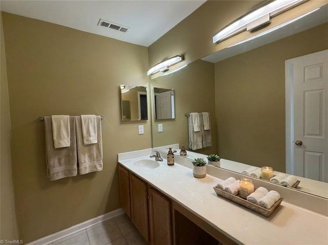 107 Autumn Frost Avenue, Statesville, NC 28677