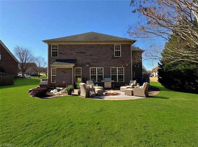 107 Autumn Frost Avenue, Statesville, NC 28677