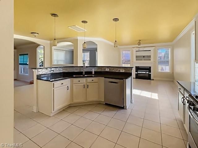 107 Autumn Frost Avenue, Statesville, NC 28677