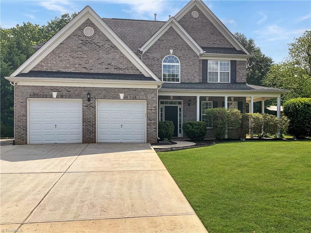 107 Autumn Frost Avenue, Statesville, NC 28677