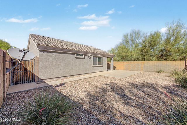 23975 W HUNTINGTON Drive, Buckeye, AZ 85326