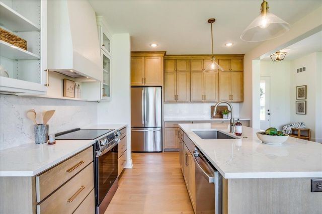 9646 W Cedar Lane, Maize, KS 67101