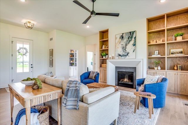 9646 W Cedar Lane, Maize, KS 67101