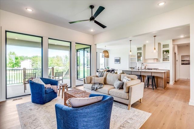 9646 W Cedar Lane, Maize, KS 67101