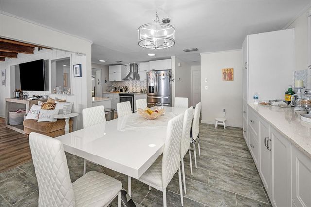 1176 MINEOLA CIRCLE, Palm Harbor, FL 34683