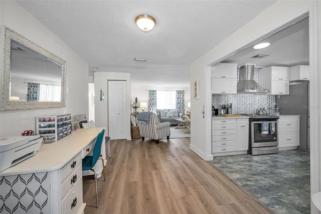 1176 MINEOLA CIRCLE, Palm Harbor, FL 34683