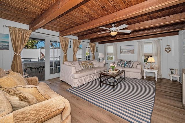 1176 MINEOLA CIRCLE, Palm Harbor, FL 34683