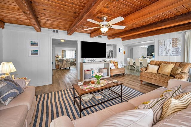 1176 MINEOLA CIRCLE, Palm Harbor, FL 34683