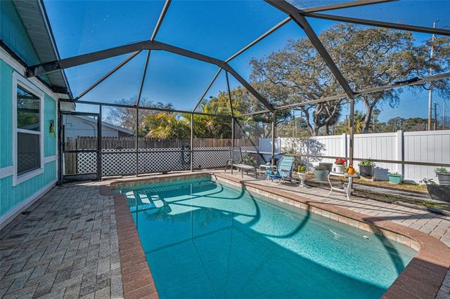 1176 MINEOLA CIRCLE, Palm Harbor, FL 34683