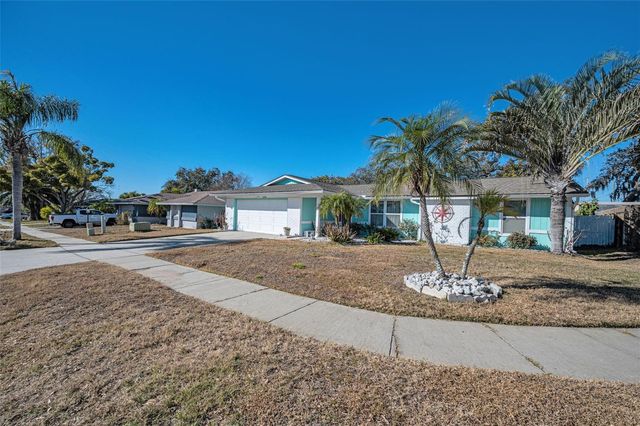 1176 MINEOLA CIRCLE, Palm Harbor, FL 34683