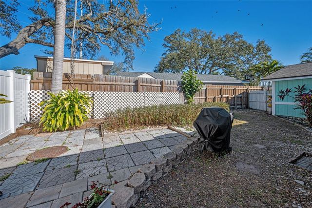 1176 MINEOLA CIRCLE, Palm Harbor, FL 34683