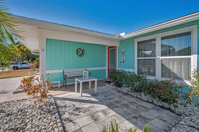 1176 MINEOLA CIRCLE, Palm Harbor, FL 34683