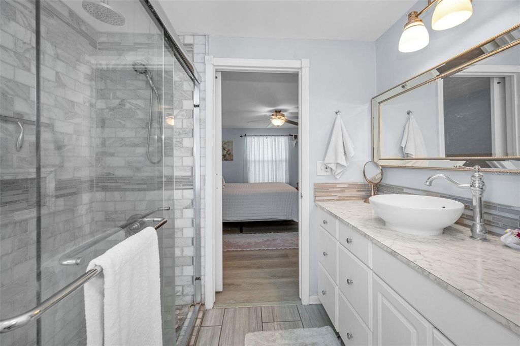 Image 33 of property listing at 1176 MINEOLA CIRCLE, Palm Harbor, FL 34683