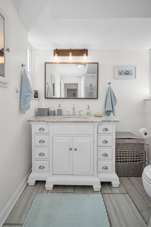 Image 39 of property listing at 1176 MINEOLA CIRCLE, Palm Harbor, FL 34683