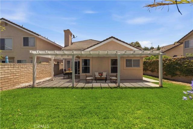 592 Fairfield, Simi Valley, CA 93065