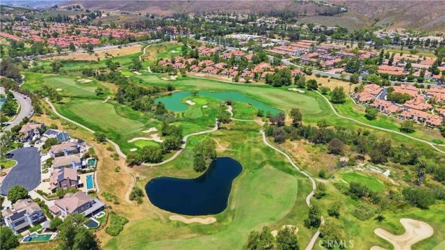 592 Fairfield, Simi Valley, CA 93065