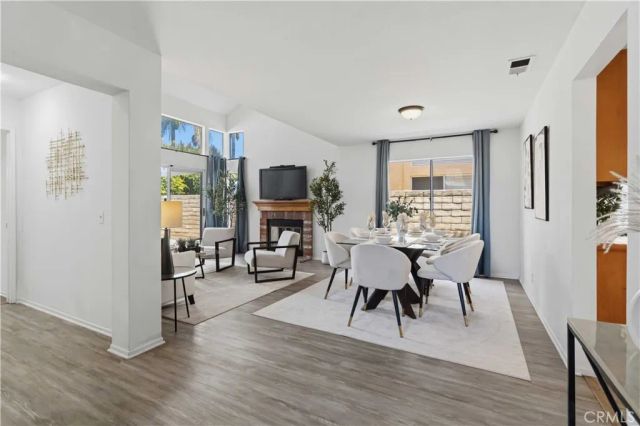 592 Fairfield, Simi Valley, CA 93065
