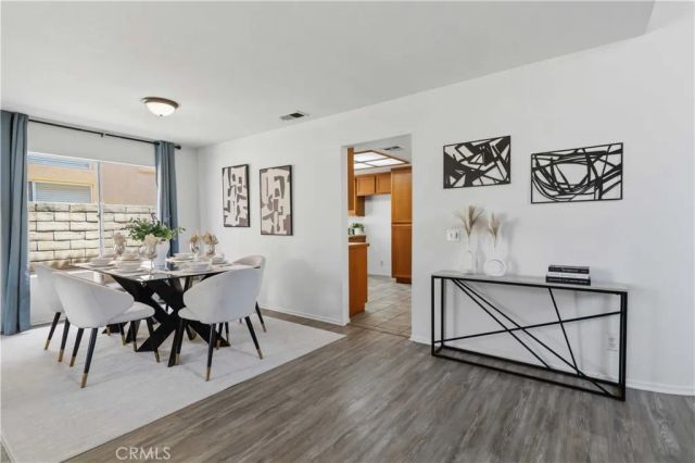 592 Fairfield, Simi Valley, CA 93065