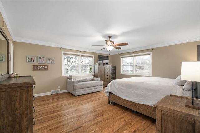 9501 Riggs Street, Overland Park, KS 66212